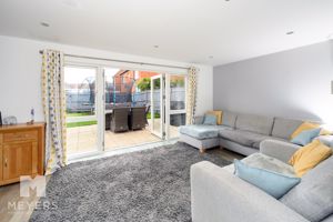 Photo 13- click for photo gallery